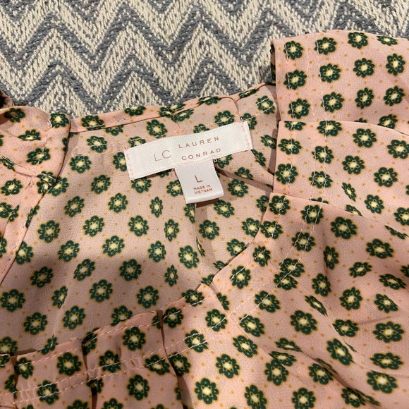 LC by Lauren Conrad Light Pink Floral Blouse with Bow Tie Back – Size Large - Picture 5 of 8